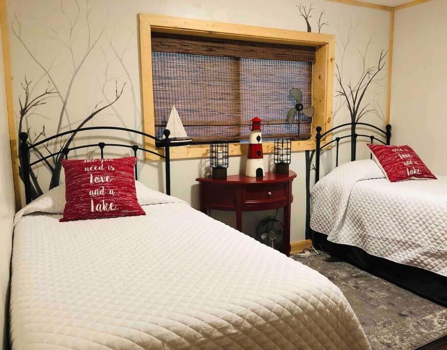 Cabin At The Cove At Watauga Lake Butler 외부 사진