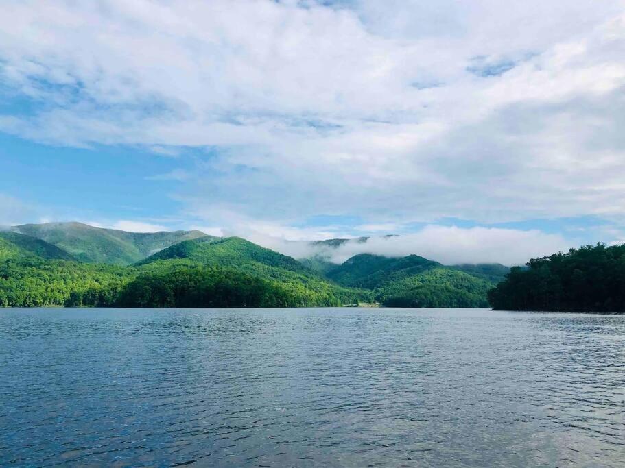 Cabin At The Cove At Watauga Lake Butler 외부 사진